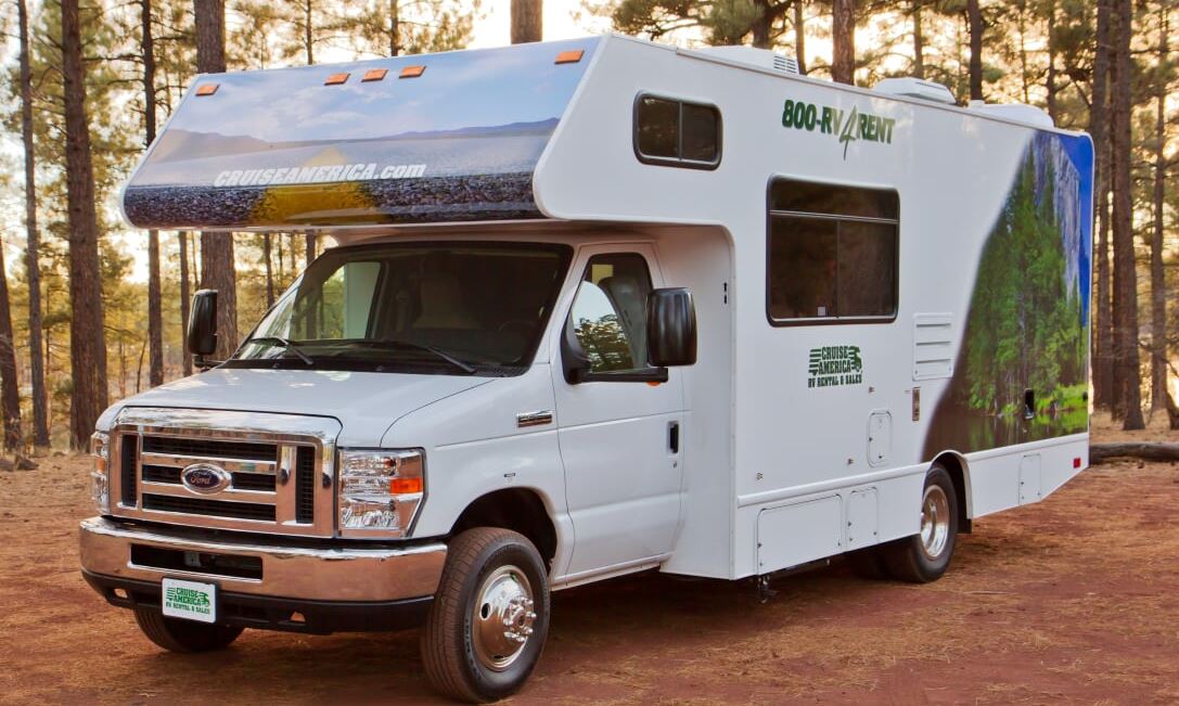 Cruise America fleet - C25 Standard